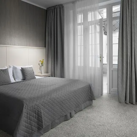 Promenáda Romantic 4*