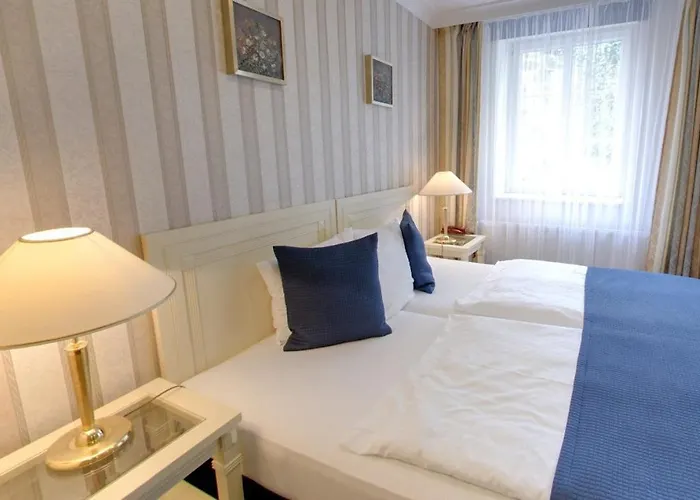 Hotell Promenada Romantic Karlovy Vary