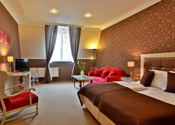Promenada Romantic Hotell 4*