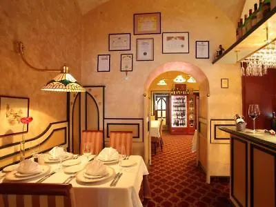 Promenada Romantic カルロヴィ・ヴァリ