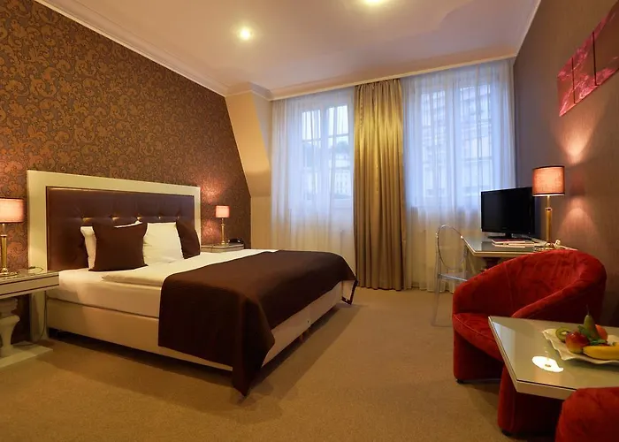 Promenada Romantic カルロヴィ・ヴァリ